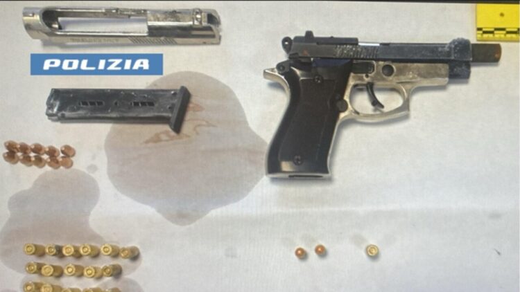 Blitz allo Zen di Palermo, polizia trova pistole e cartucce