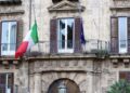 Cgil, licenziati i dipendenti del bar nel Palazzo della Regione siciliana