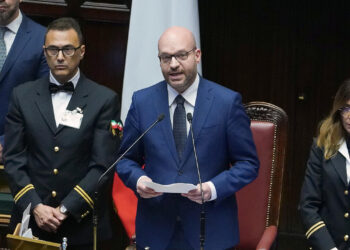 Fontana, ferma condanna delle violenze No Tav, vicinanza alle Forze dell’ordine