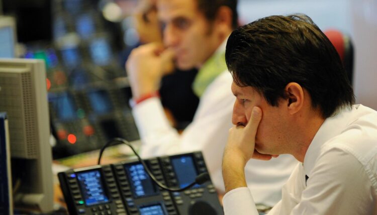 Spread tra Btp e Bund ancora in crescita a 84 punti base, i rendimenti sfiorano il 4%