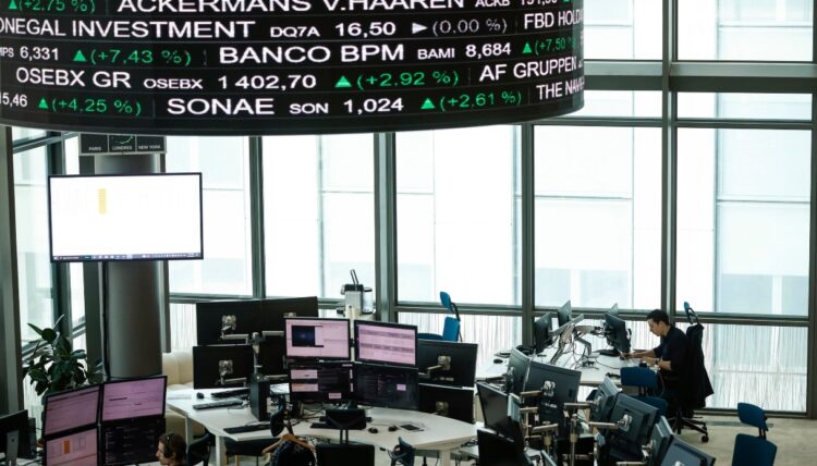 Lo spread torna a crescere, i rendimenti dei Btp stabilmente oltre il 4%