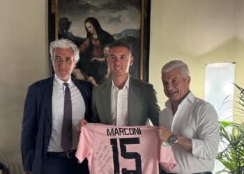 L’ex calciatore rosanero Marconi si laurea all’università di Palermo