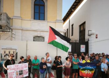 Oltre 200 manifestanti a Udine contro indifferenza per morte Fakir