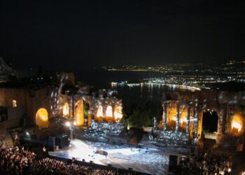 Taormina celebra 50 anni di festival di teatro