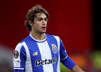 Roma, Rodrigo Mora nel mirino: prima offerta per il talento del Porto, i dettagli
