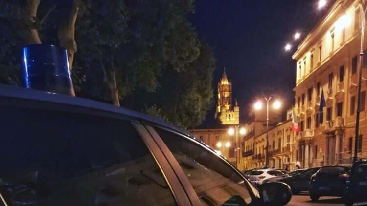 ++ Ragazzina cade dal nono piano e muore a Palermo, indagini ++