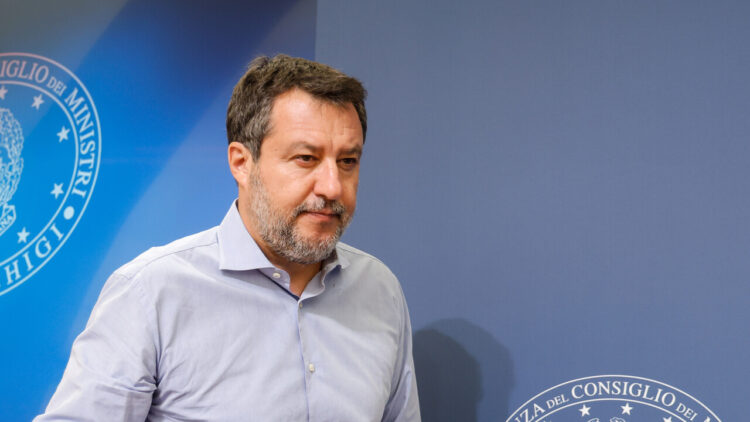Salvini rilancia la Lega di lotta: ‘Se serve, più duri anche nel governo’