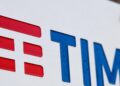 Moody’s mette sotto revisione per un possibile miglioramento i rating di Tim