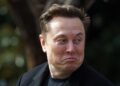 Tutti i problemi di Elon Musk, da Tesla alle azioni di SpaceX fino al razzo sulla Luna