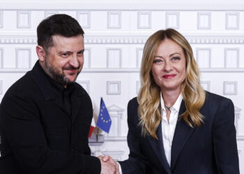 Generatori e mezzi antiaerei, nuovi aiuti dell’Italia a Kiev