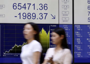 Borsa: Tokyo, apertura in calo (-0,62%)