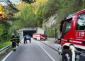 Esce di strada col sidecar, morto il conducente