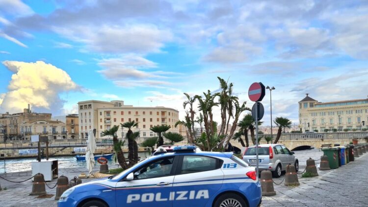 Gruppo di turisti francesi aggredito nel centro storico di Siracusa