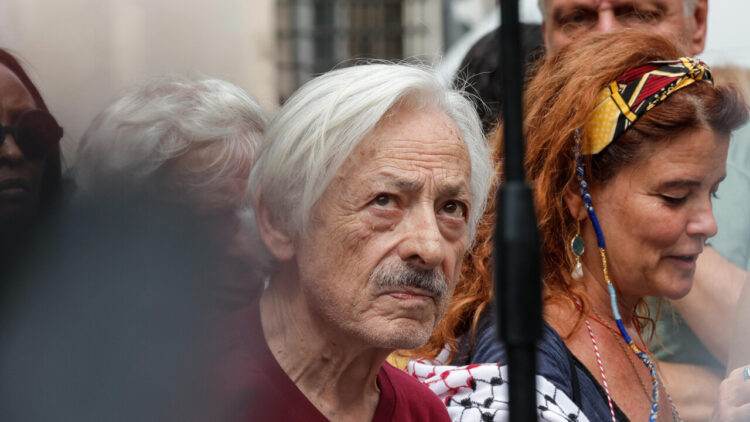 Leo Gullotta, ‘manina ‘destra’ della Regione siciliana mi ha escluso da un premio’