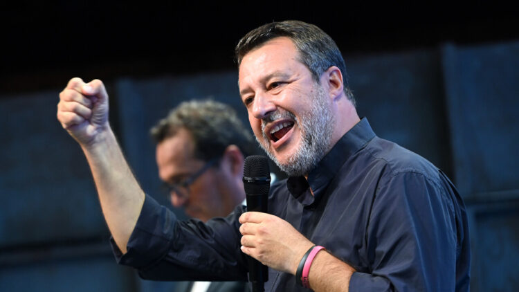 La Lega incalza sui soldati in strada. Crosetto frena: ‘Meglio una legge di riordino’