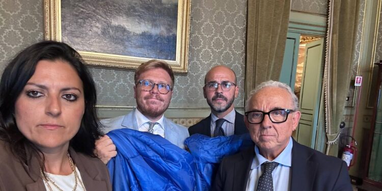 Deputati Controcorrente occupano commissione Bilancio dell’Ars