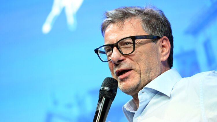 Giorgetti: ‘Sull’energia misure su famiglie, imprese, mobilità’