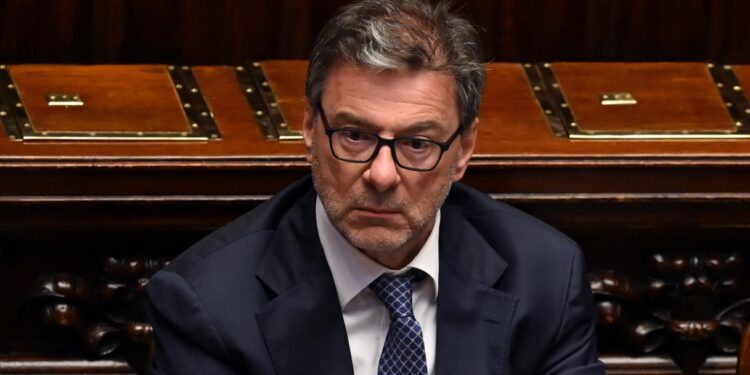 Manovra 2027, Governo punta a ceto medio e giovani tra flat tax ed ecoedilizia